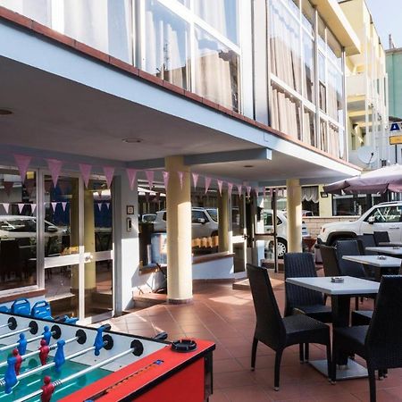 My Hotel Чезенатіко Екстер'єр фото